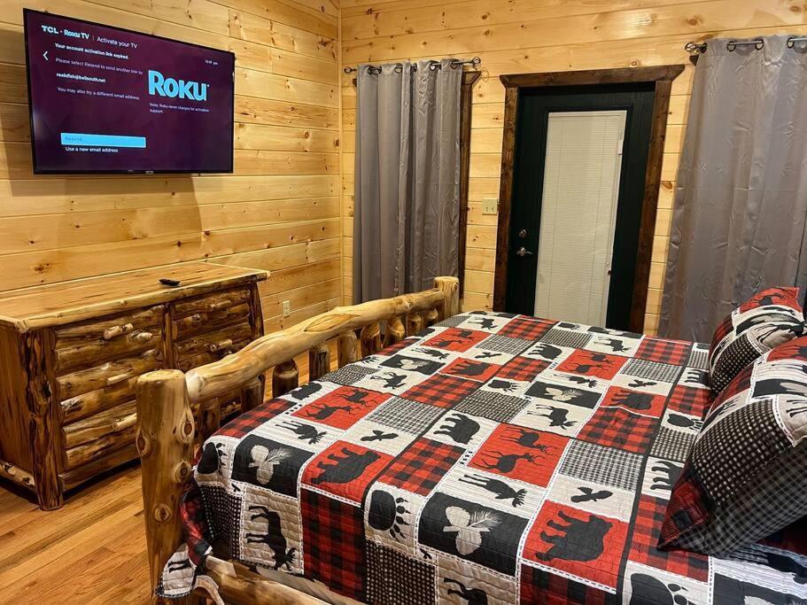 * * 4 Master Bedrooms, Views, Theater, Arcade, Evc Гетлинбург Екстериор снимка