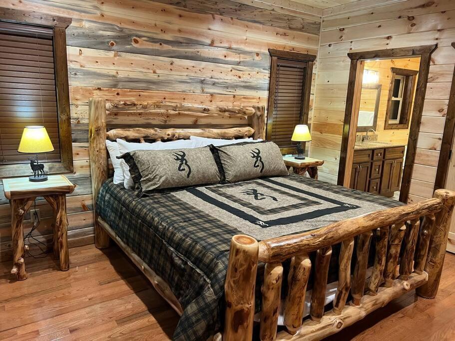 * * 4 Master Bedrooms, Views, Theater, Arcade, Evc Гетлинбург Екстериор снимка